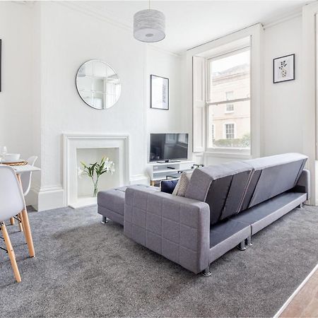 Host & Stay - Montpellier Villa Apartment Cheltenham Esterno foto