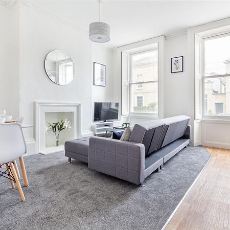 Host & Stay - Montpellier Villa Apartment Cheltenham Esterno foto