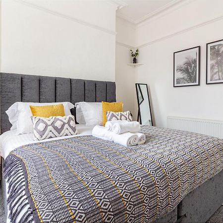 Host & Stay - Montpellier Villa Apartment Cheltenham Esterno foto