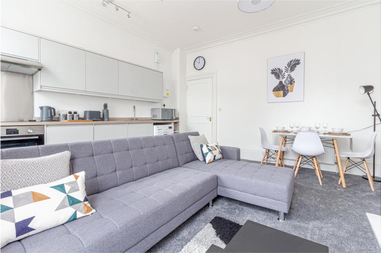 Host & Stay - Montpellier Villa Apartment Cheltenham Esterno foto