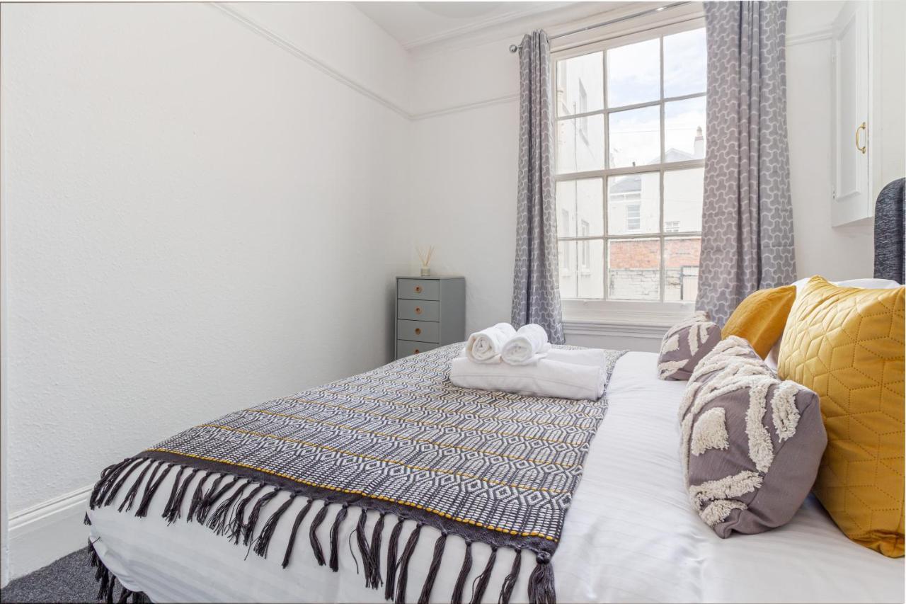 Host & Stay - Montpellier Villa Apartment Cheltenham Esterno foto