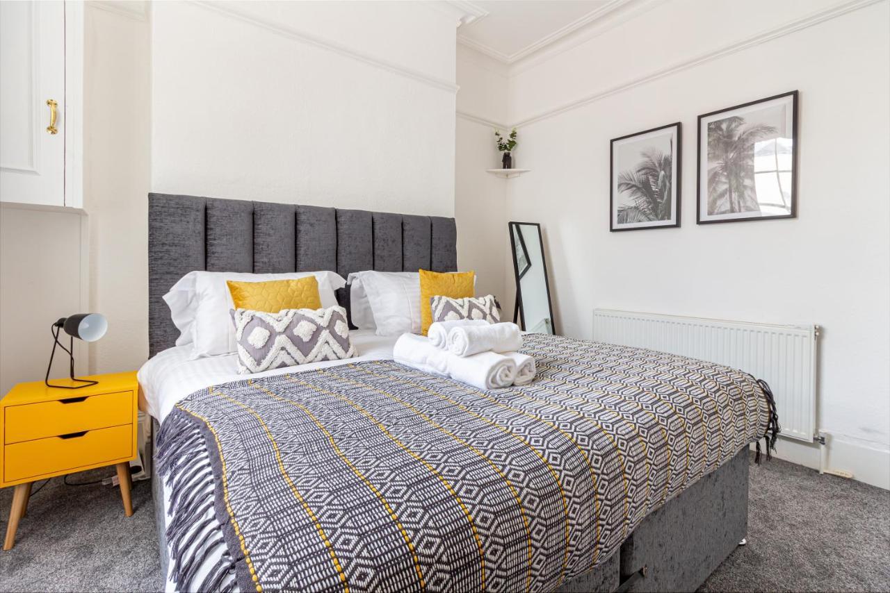Host & Stay - Montpellier Villa Apartment Cheltenham Esterno foto